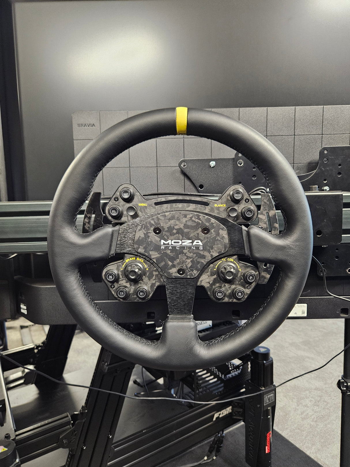 Moza & Simagic Steering Wheel | Wall Mount / Aluminium Profile Mount