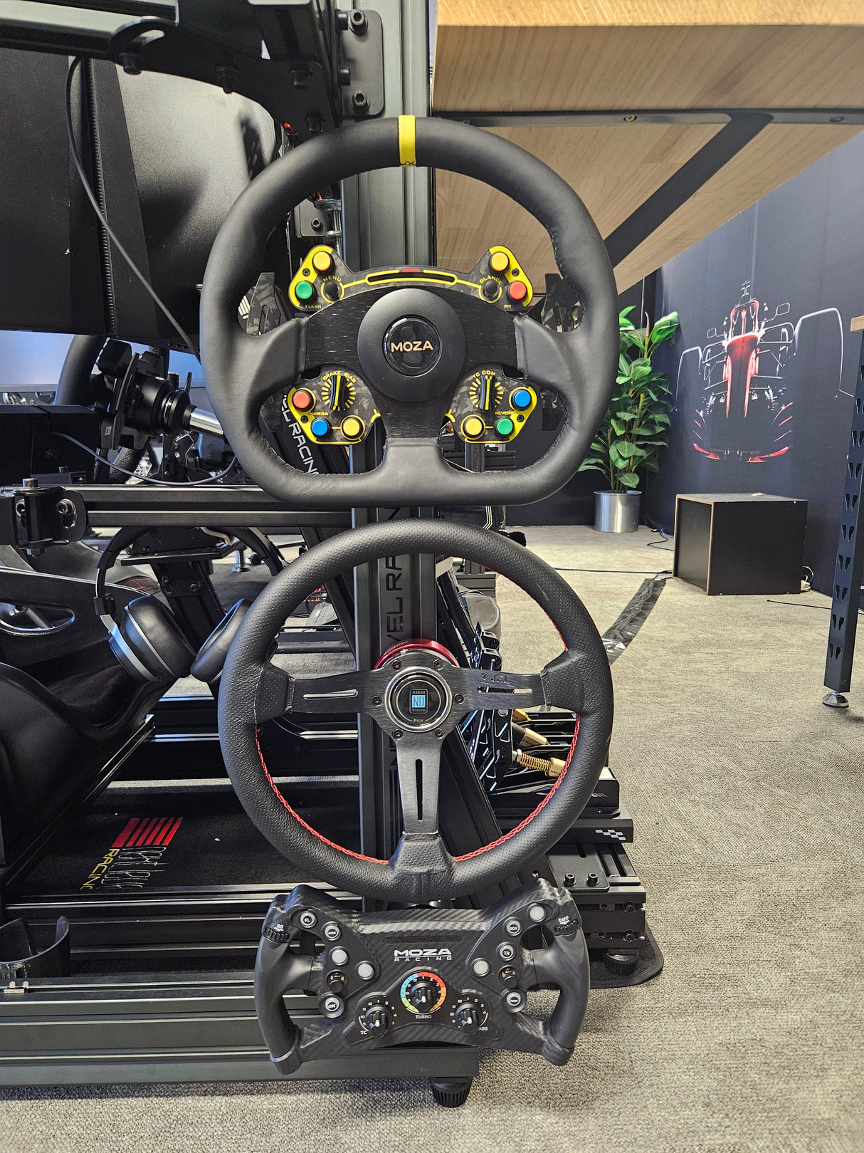 Moza & Simagic Steering Wheel | Wall Mount / Aluminium Profile Mount