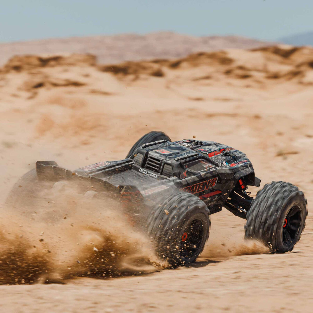 ARRMA - 1/5 KRATON 4X4 8S BLX EXB BRUSHLESS MONSTER TRUCK RTR - BLACK