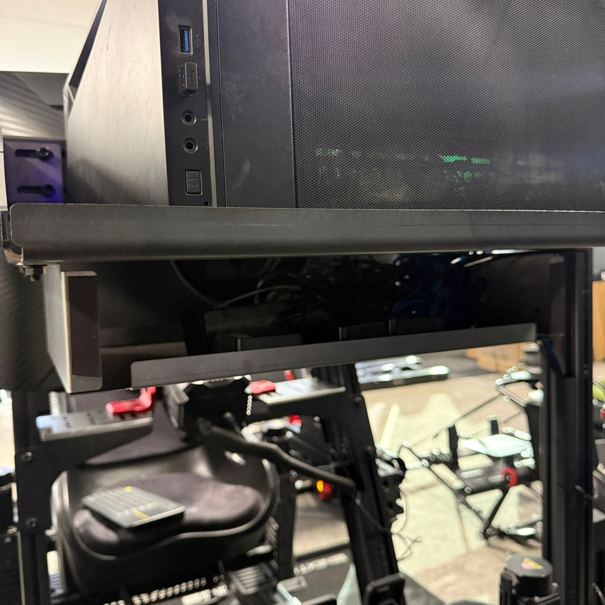 Speednation PC Shelf + Intergrated Cable Box - BLACK